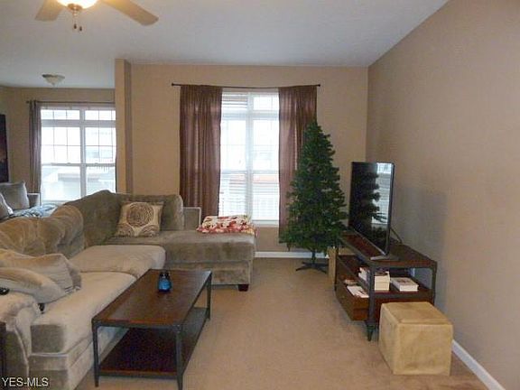 5th image of 1214 Chapman Ln Unit 2