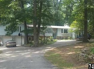 1515 Beck Mill Rd, Hanover, PA 17331