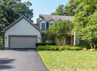 1101 Spring Creek Ct, Elgin, IL 60120