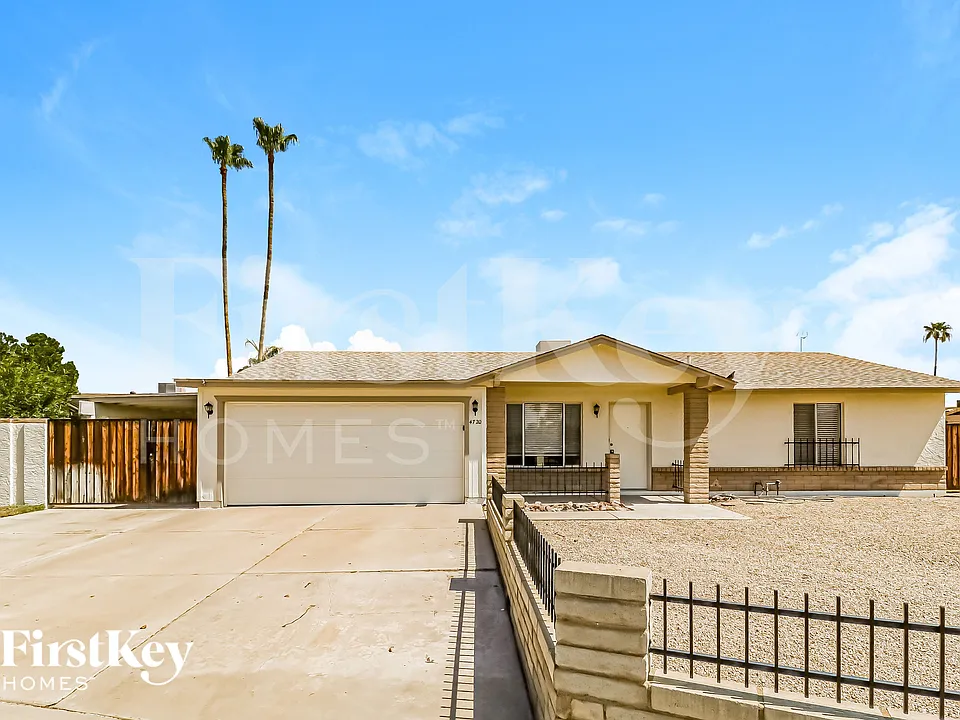 4720 W Larkspur Dr
