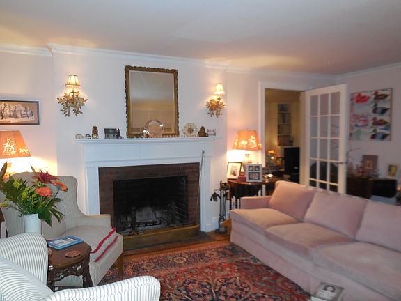 3rd image of 85 Greenacres Ave