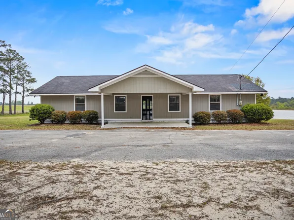 2206 Tellie Akins Rd, Claxton, GA 30417