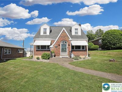 613 S Hoffert St, Fountain Hill, PA, 18015