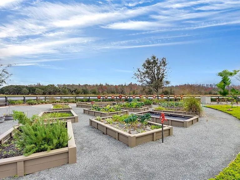 7035 Nemours Pkwy — Photo 35
