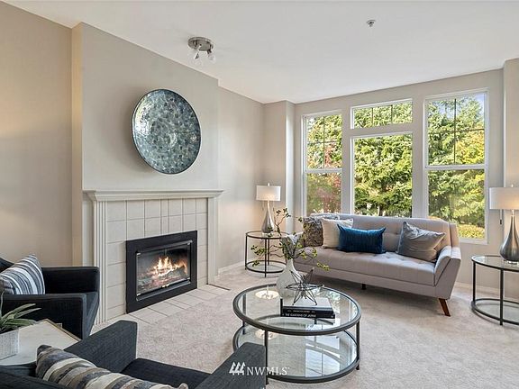 3rd image of 2246 Newport Way NW Unit 22-4