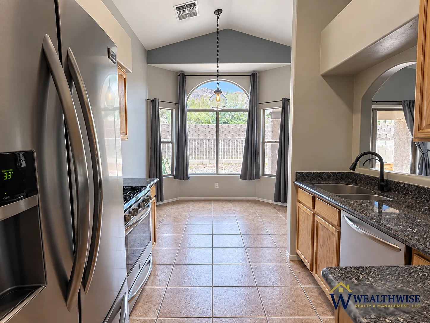 2 bed, 2.0 bath, 1239 sqft, $2,250 — Photo 3