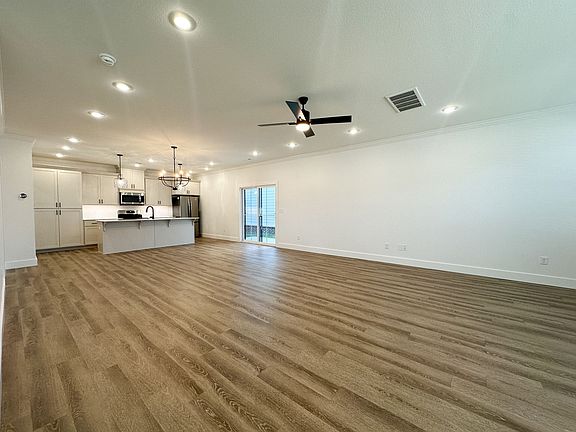 3rd image of 4389 W Bronco Dr #2