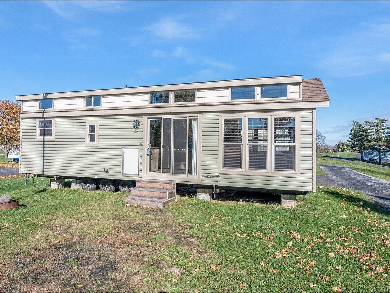 4 Nautical Court UNIT 4NC, South Hero, VT 05486 MLS 4978737 Zillow