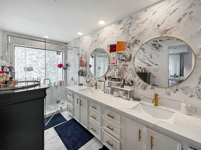 2358 Binley Dr — Photo 23