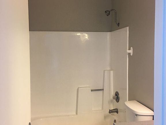 3rd image of 1443 W 179th St #201