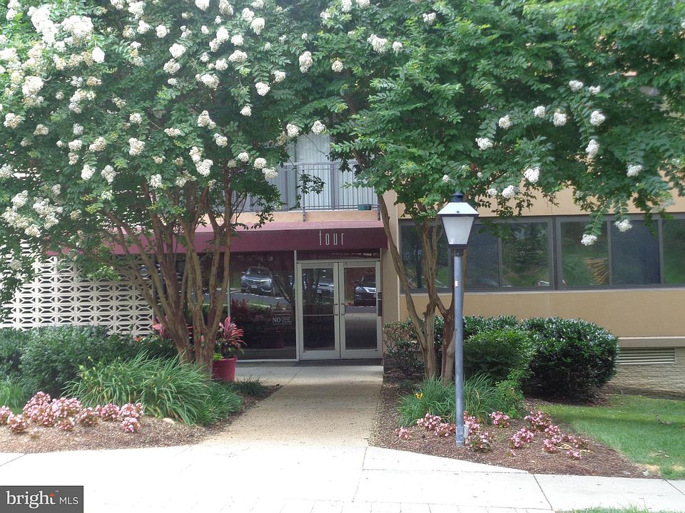 1st image of 4 S Van Dorn St APT 303