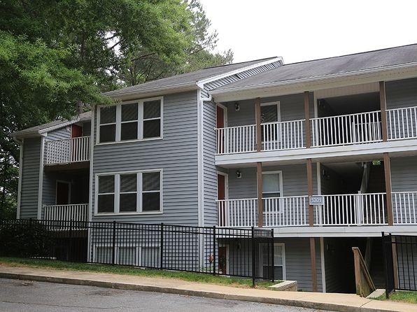 1301 Hillbrow Ln APT 301