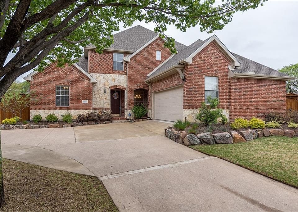1st image of 6805 Falcon Crest Ln
