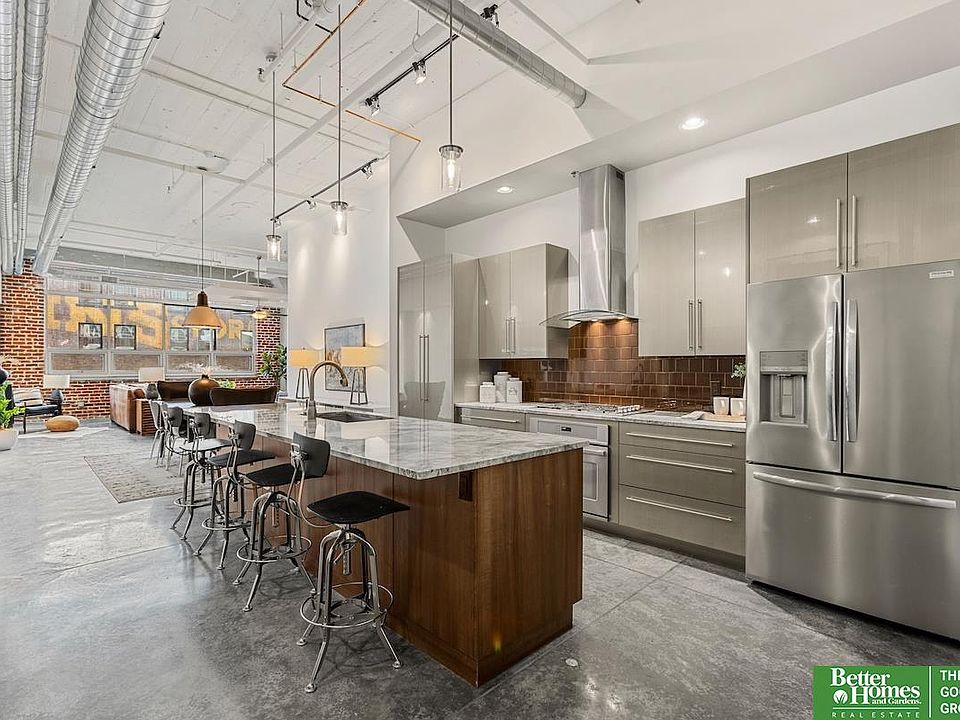 1st image of 1502 Jones St APT 303