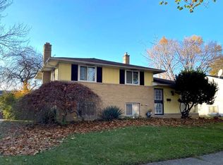 2059 Koper Dr, Sterling Heights, MI 48310