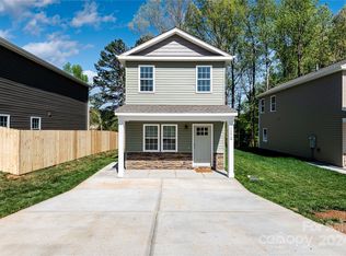 1096 20th St NE, Hickory, NC 28601