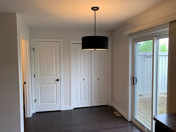 2nd image of 133 Birchwood Clos
