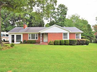 122 Shadowlawn Dr, Jackson, TN 38301