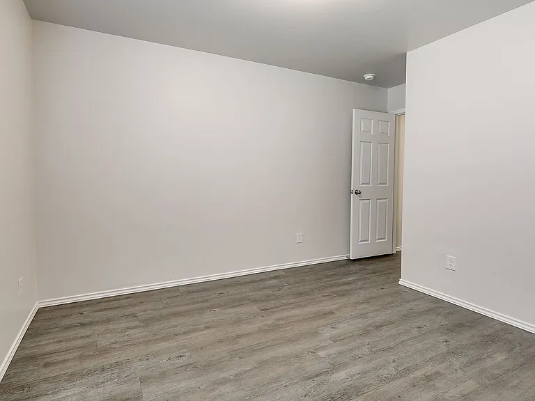 9513 Black Tail Cir — Photo 18