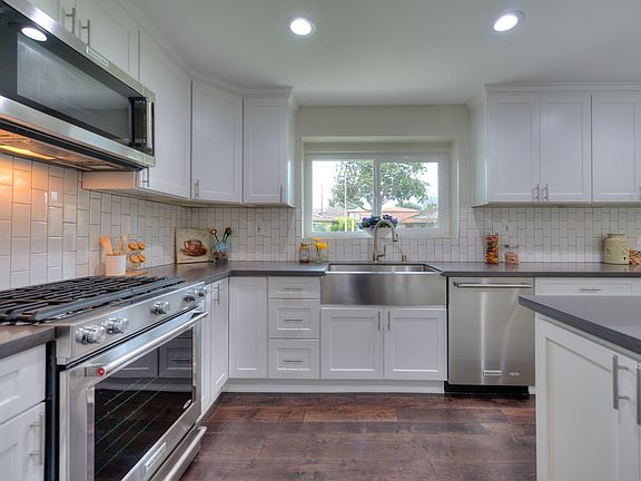 4th image of 44 W Arthur Ave