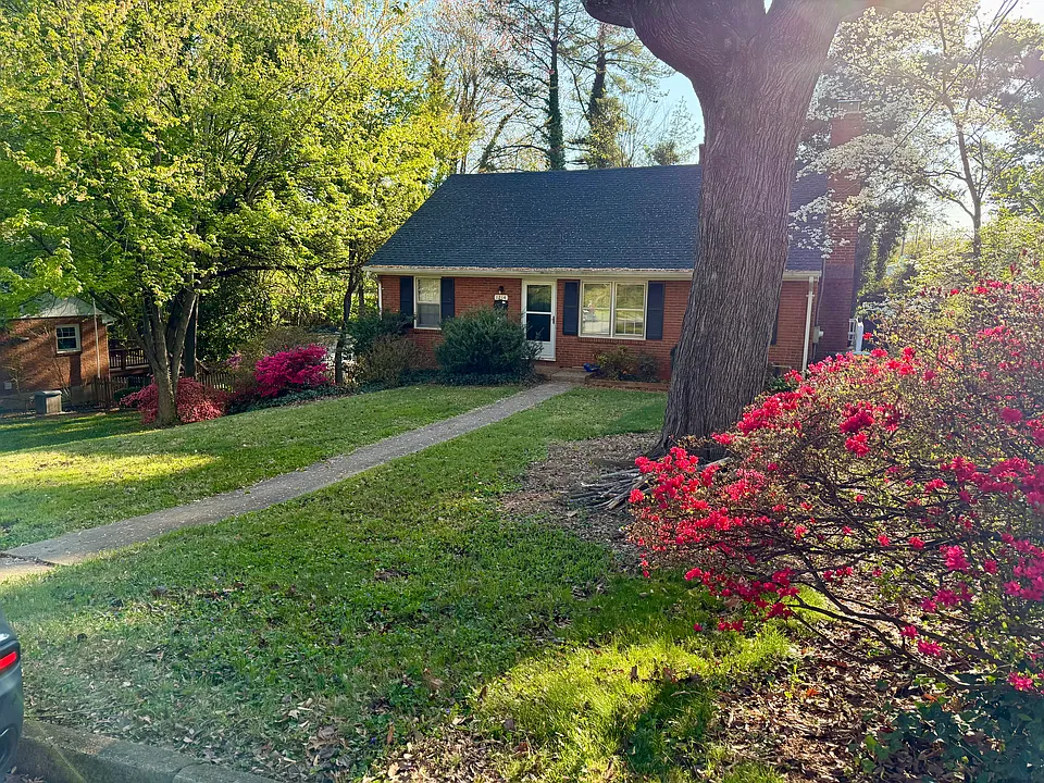 1214 Sherwood Rd #A