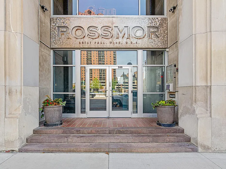 500 Robert St #401 — Photo 20