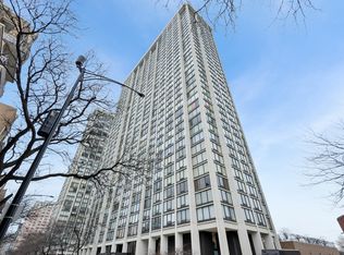 5445 N Sheridan Rd APT 612, Chicago, IL 60640