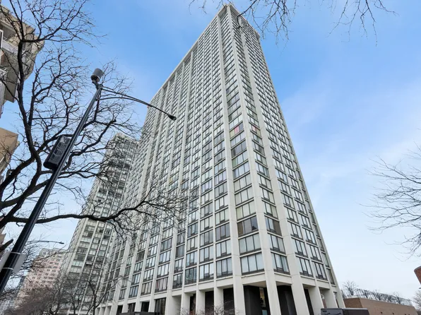 5445 N Sheridan Rd APT 612, Chicago, IL 60640