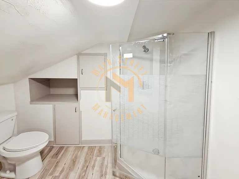354 Nicolet Blvd — Photo 7
