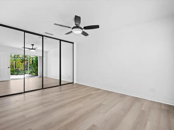 2904 Lakemont Court, Palm Beach Gardens, FL 33403