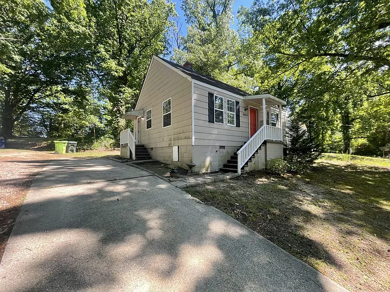 2421 Renfrow Rd — Photo 10