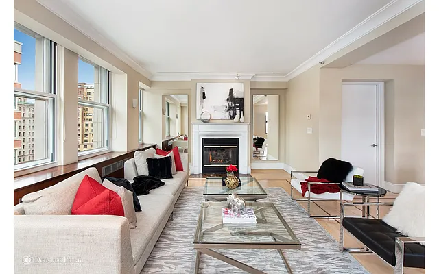 Sold by Douglas Elliman | media 15