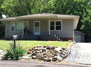 212 Jay St, East Peoria, IL 61611