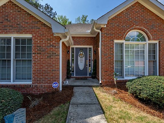 4th image of 177 Cecily Dr