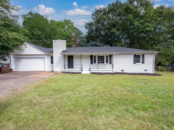 111 Sulphur Springs Dr, Greenville, SC 29617