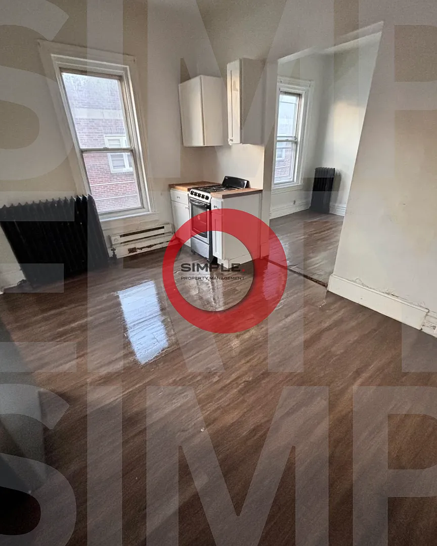 1129 Chestnut Street — Photo 1