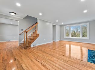 1218 Windermere Dr, Pittsburgh, PA
