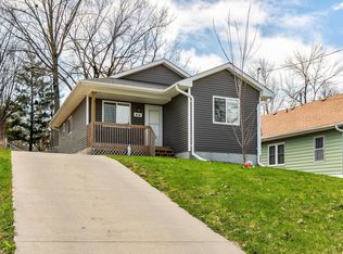 404 Lacona Ave, Des Moines, IA 50315