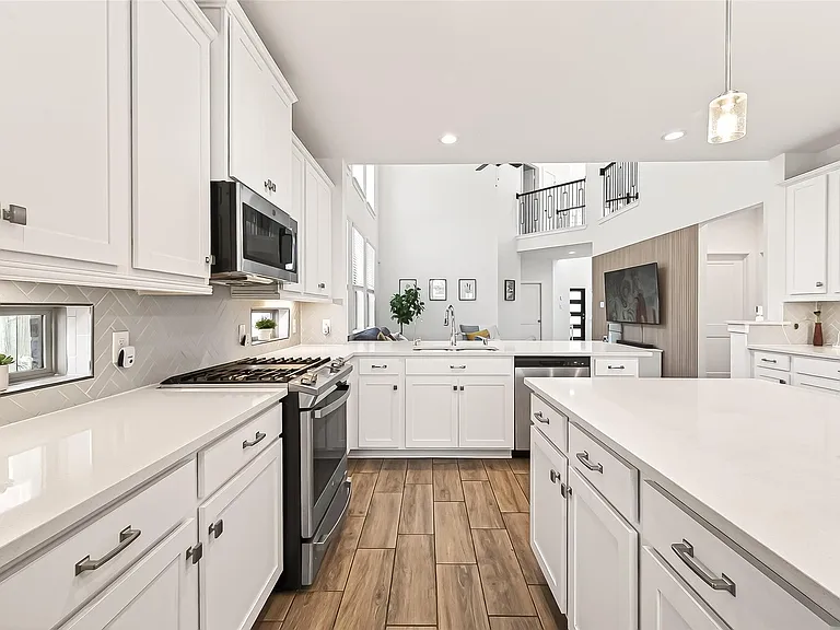 7019 Snow Finch Ln — Photo 14