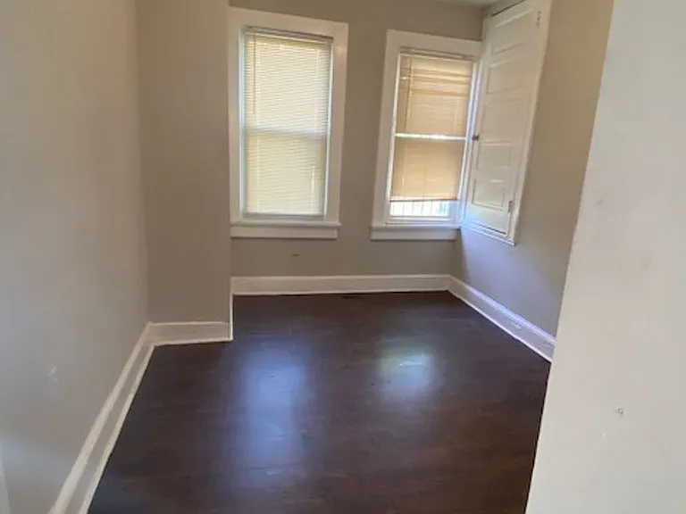 3905 W Forest Park Ave — Photo 9