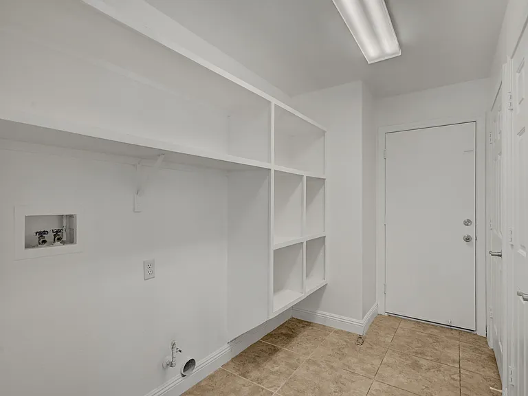 1218 Starstone Ct — Photo 12