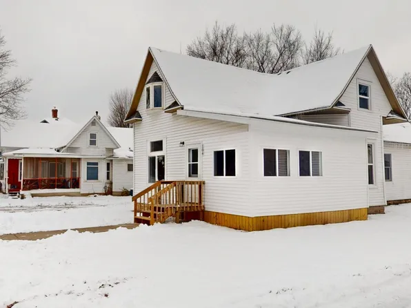 104 W 5th St, Cochrane, WI 54622