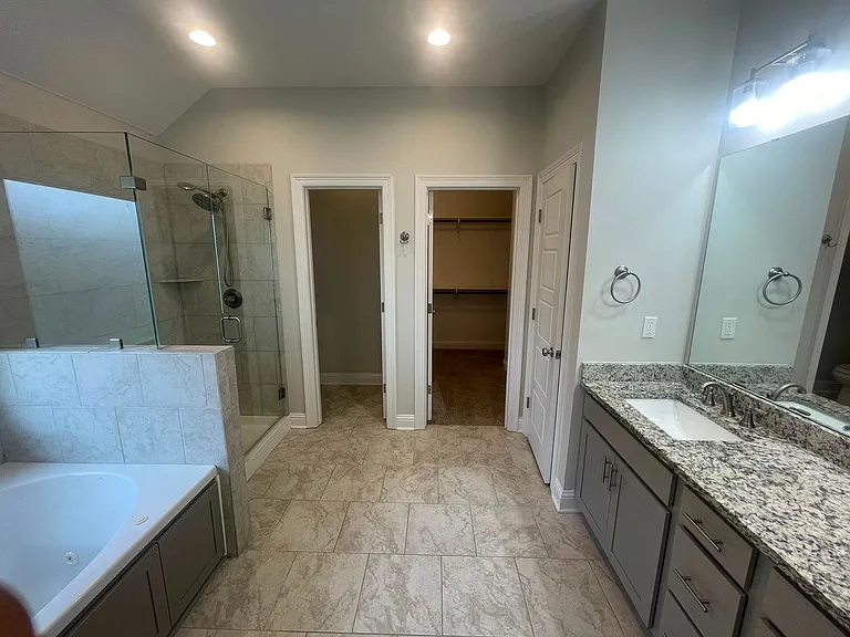 814 Abita Chase — Photo 5