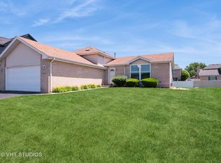 18133 Brittany Ln, Lansing, IL 60438