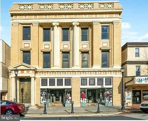 311 W Main St — Photo 1