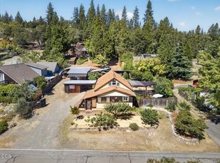 560 S Oregon St, Jacksonville, OR 97530