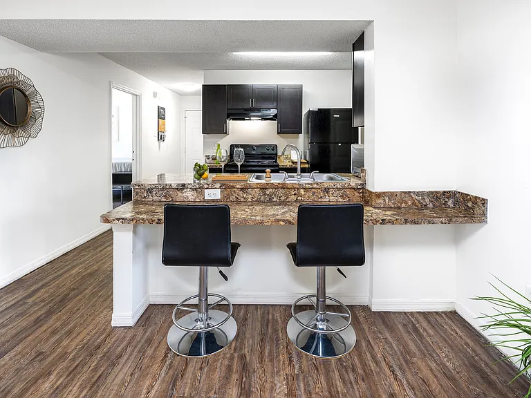 Forest View Apartments — Photo 11