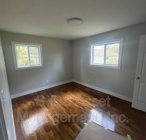 4106 Stillwell Ave — Photo 17