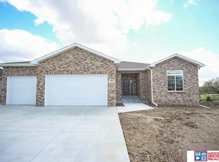 955 Hackberry St, Bennet, NE 68317