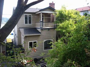 10720 Riviera Pl NE, Seattle, WA 98125